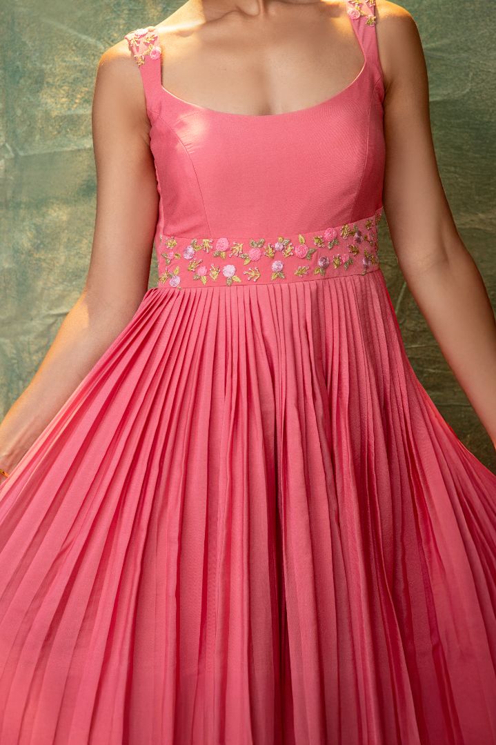 Pink embroidery crepe dress