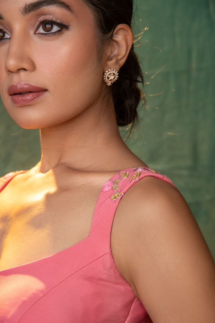 Pink embroidery crepe dress