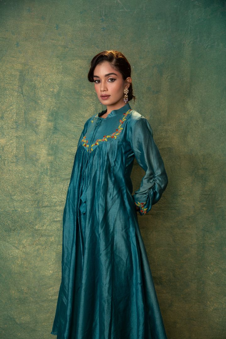 Teal chenderi embroidery kurta and pants