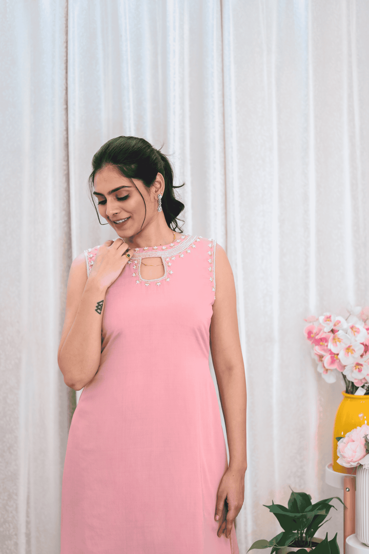 Blush Pink Elegance: Sleeveless Kurti Set with Floral Bead Embellishments